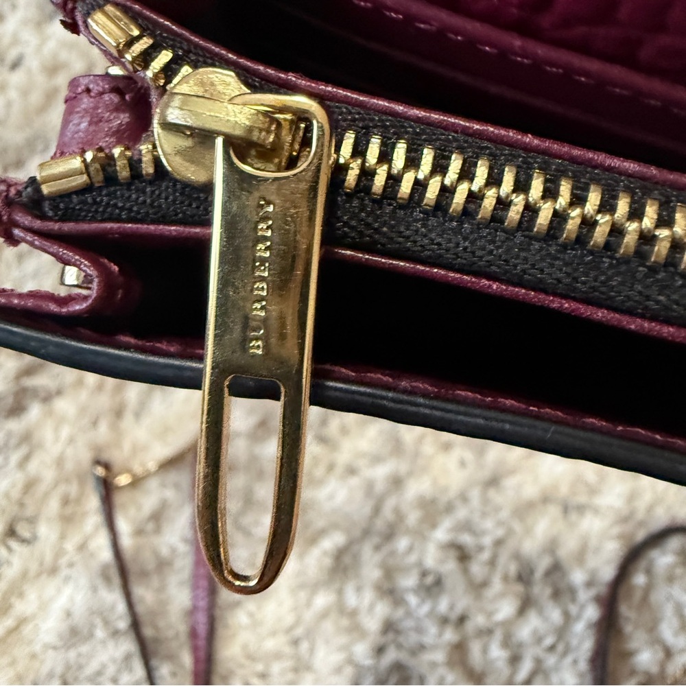 BURBERRY Burgundy Signature Grain Leather Madison Wallet On Chain Bag - Picture 11 of 14